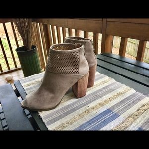 Suede, "Report" never been worn Mules.