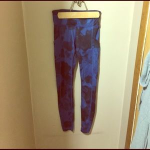 Lulu Lemon floral yoga leggings!