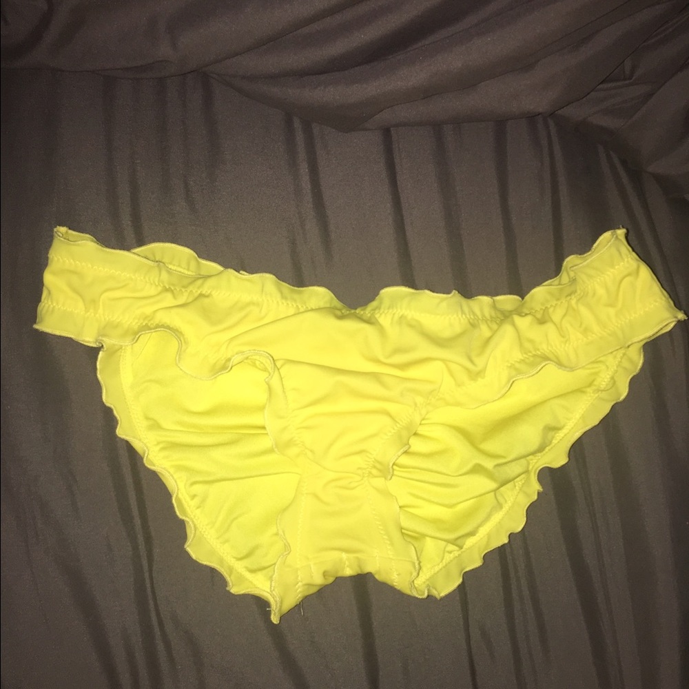 Ruffle Bathing suit Bottoms