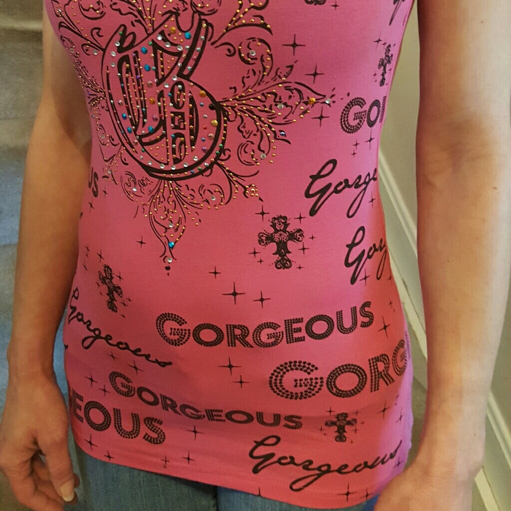 "Gorgeous" Tee - Picture 3 of 4