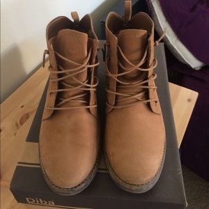 Diba Eli Leather Boots with box