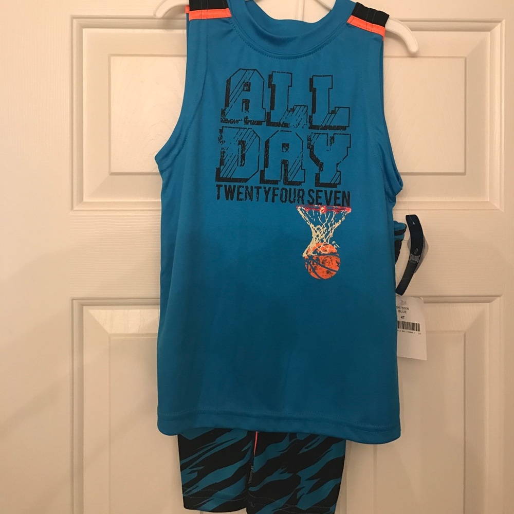 Spalding boys 2PC short set NEW