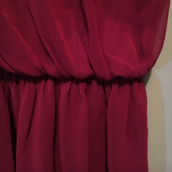 Red chiffon formal dress - Picture 5 of 7