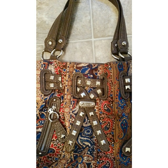 Kathy Van Zeeland Shoulder Bag - Picture 2 of 7