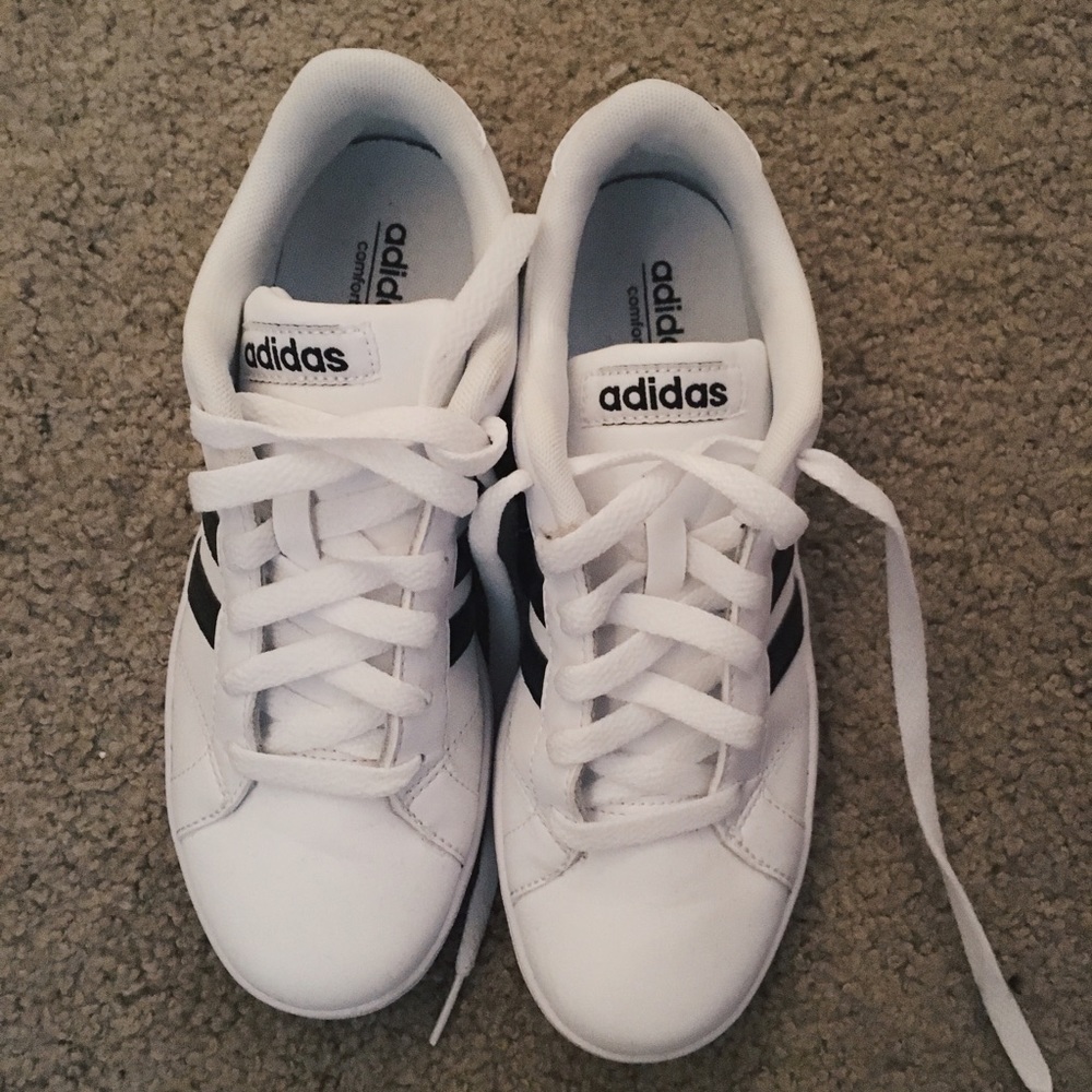 Adidas Neo