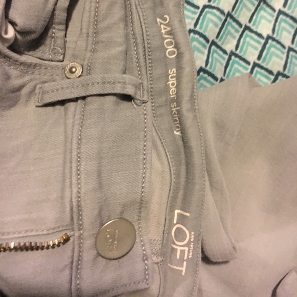 Perfect LOFT Gray Skinny Jeans - Picture 3 of 5