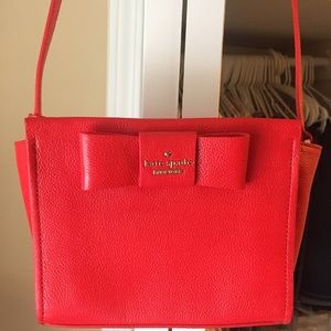 ✨ NWT Kate Spade Red Bow Crossbody ✨