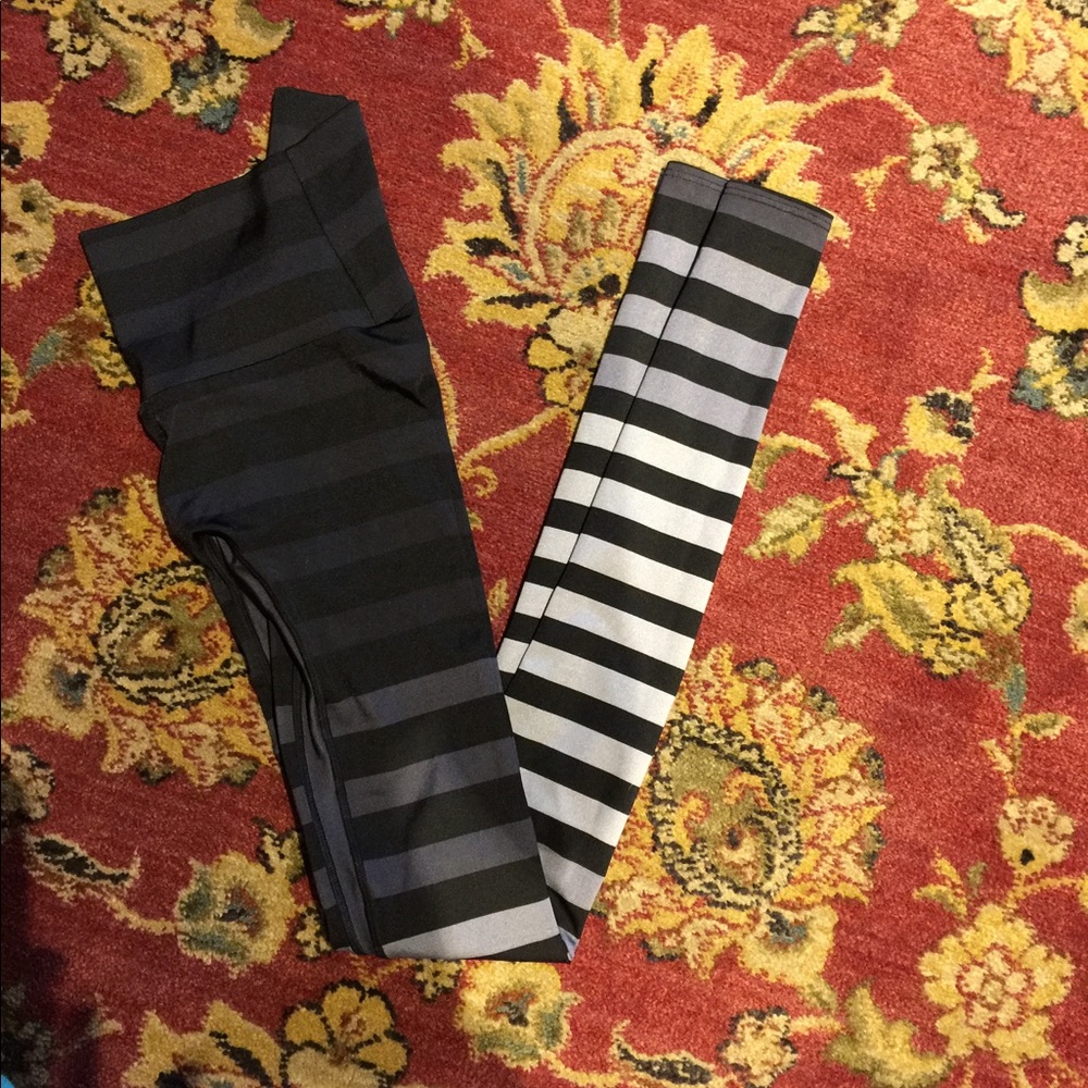 K Deer luxury leggings Great used condition XS