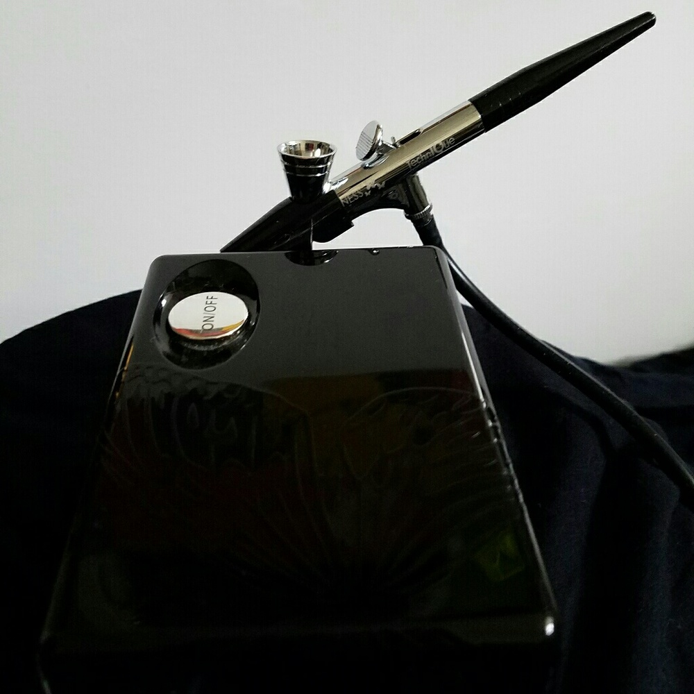 Luminess airbrush technique