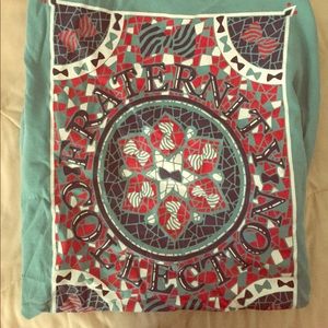 Fraternity Collection mosaic tshirt small