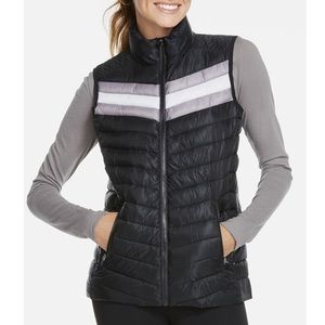 Fabletics puffer vest NWT