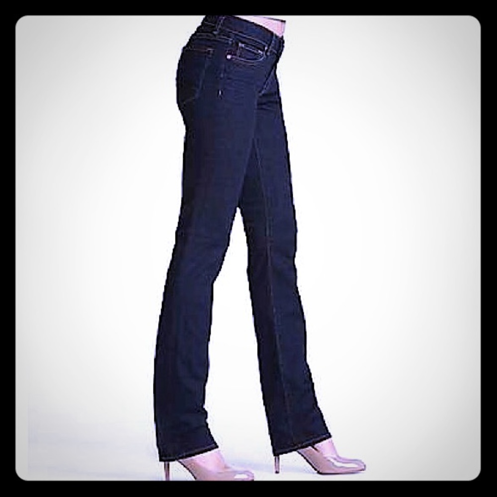 New with tags!! J Brand Bombshell Cig Leg sz 26