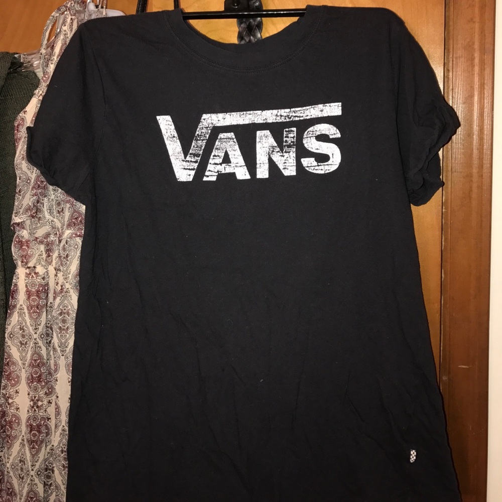 Black vans t shirt