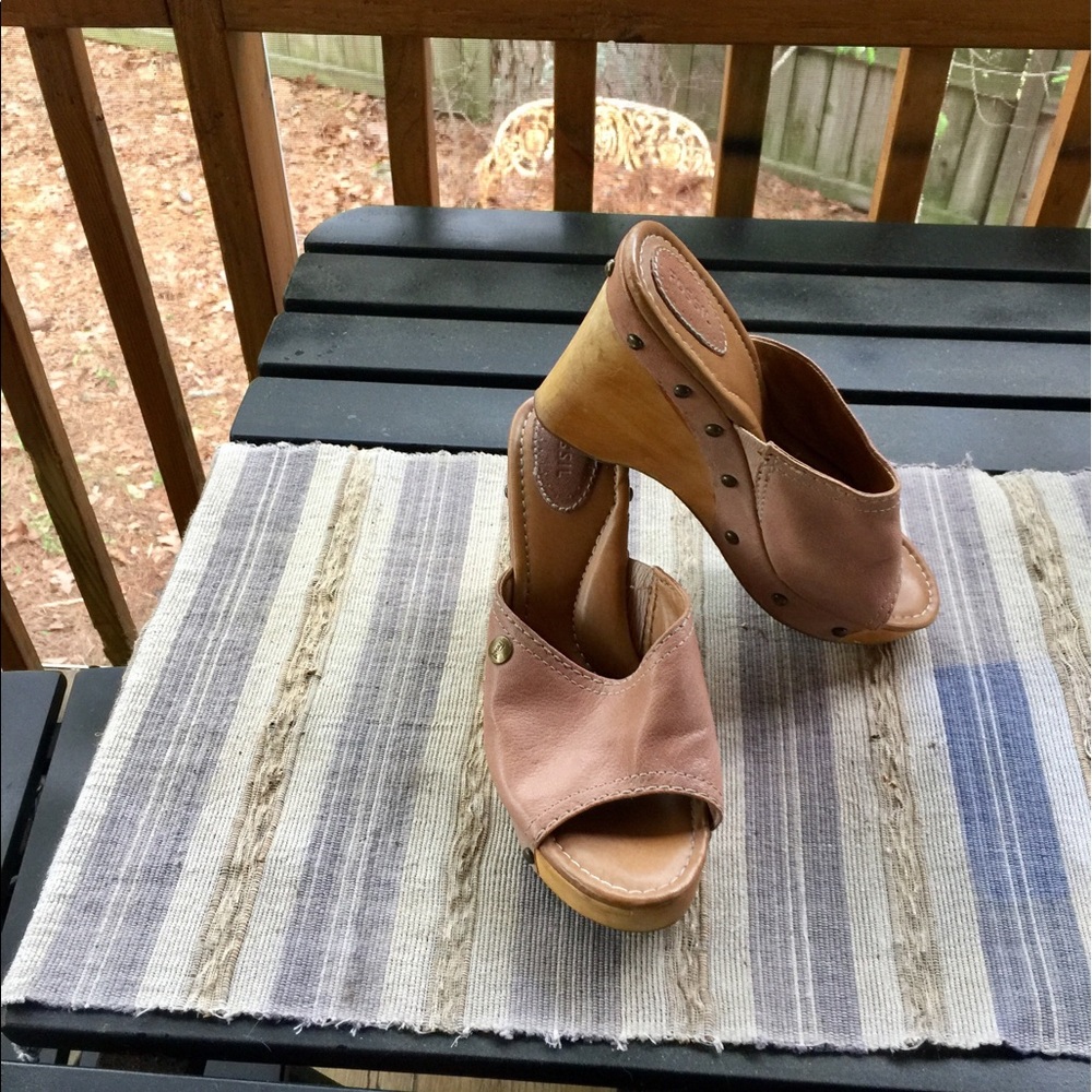 Fossil Lena Mule Wedge Sandal