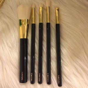 Resell tom ford brushes