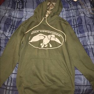 Duck Commander Hooded Sweatshirt - Never worn