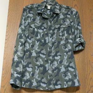 S banana republic blouse DISCOUNTED SHIPPING