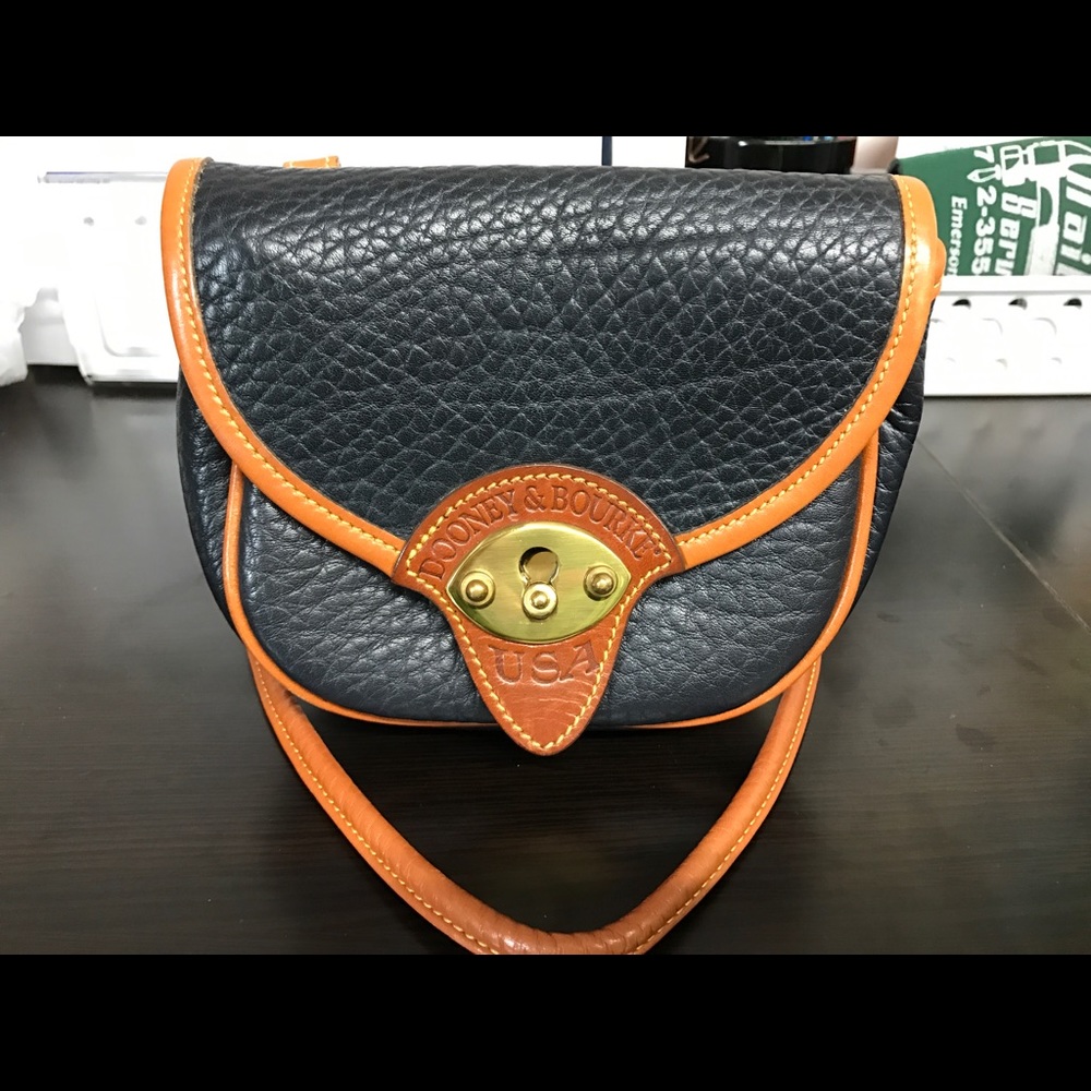Dooney Vintage Crossbody Bag Navy & Excellent