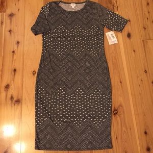 LuLaRoe Julia