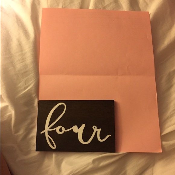 Rustic wedding table numbers - Picture 5 of 5