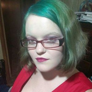 Meet your Posher, Jasmine