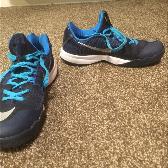 Nike low hyperdunk 2013 basketball shoes - Picture 3 of 4