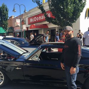 Meet your Posher, Javier