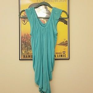 Turquoise flow top