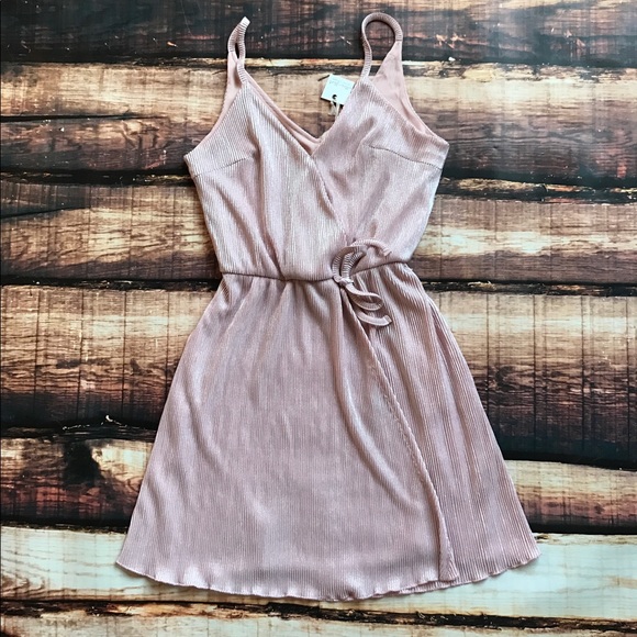 ⤵️<< Shimmer & Sparkle Pink Dress >> - Picture 2 of 6