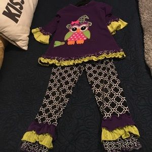 Outfit size 3T
