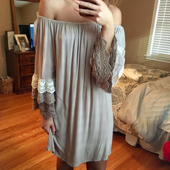 Off the shoulder taupe dress - Picture 2 of 2