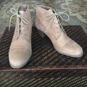 G. H. Bass & Co Porter Booties