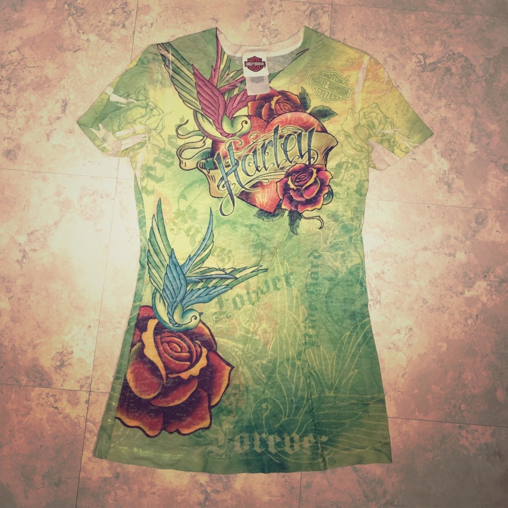 Size M Harley Davidaon shirt