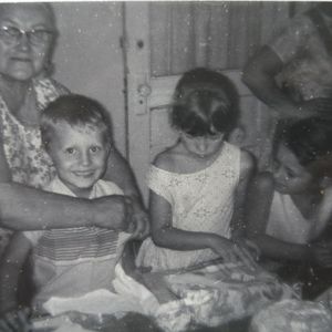 Meet your Posher, Jone