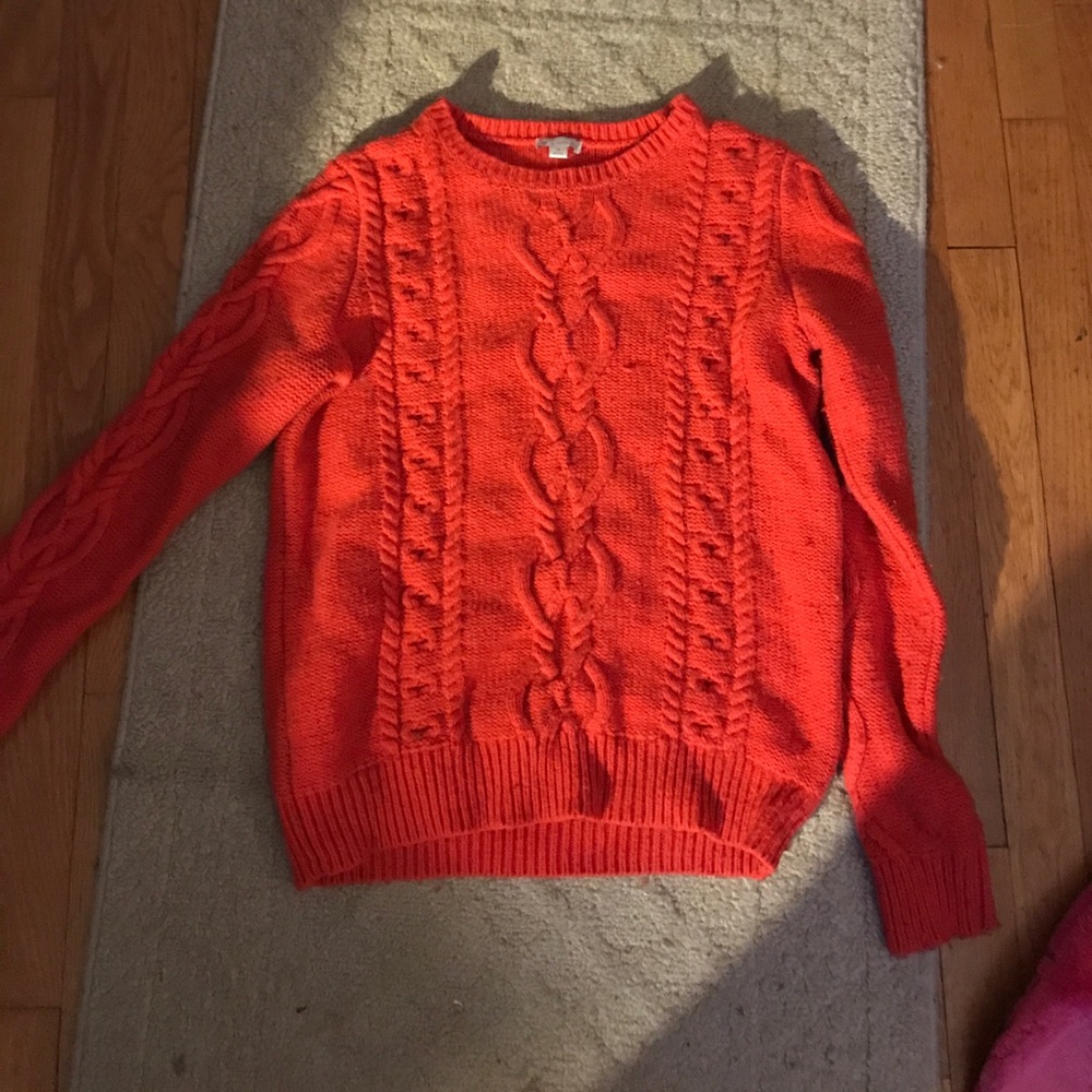 Gap sweater