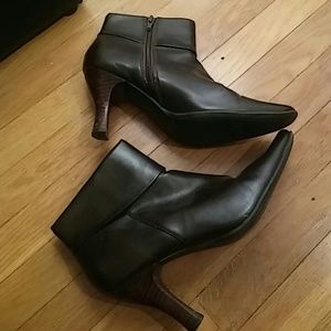 White Mountain  Booties