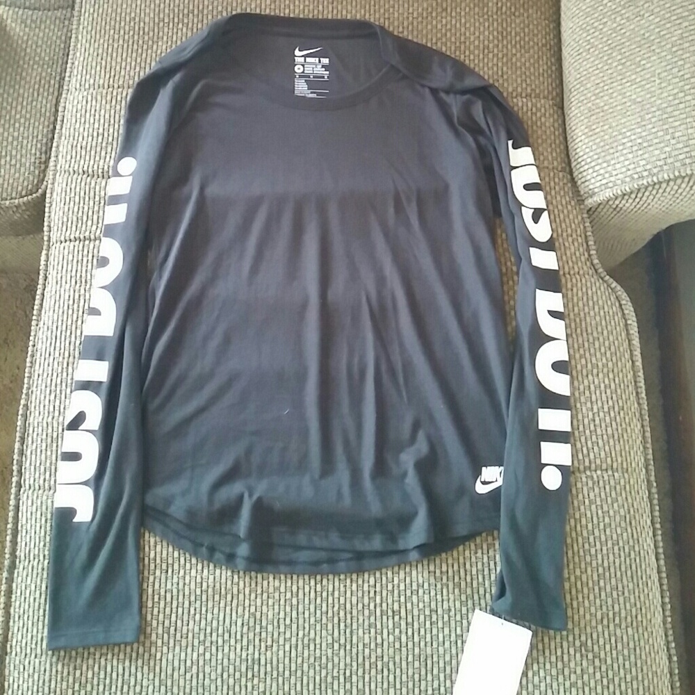 Nike long sleeve t shirt