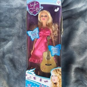 Taylor Swift Barbie