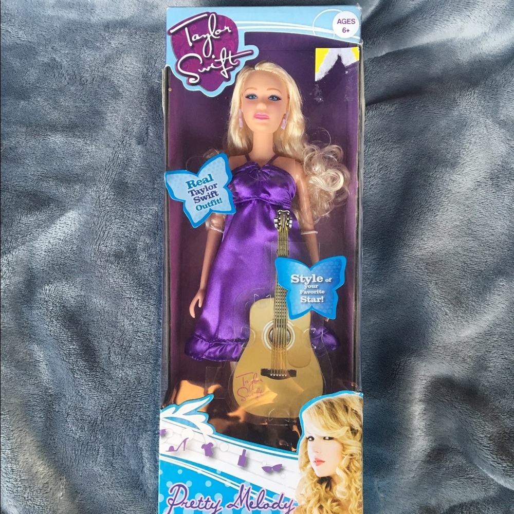 Taylor Swift Barbie