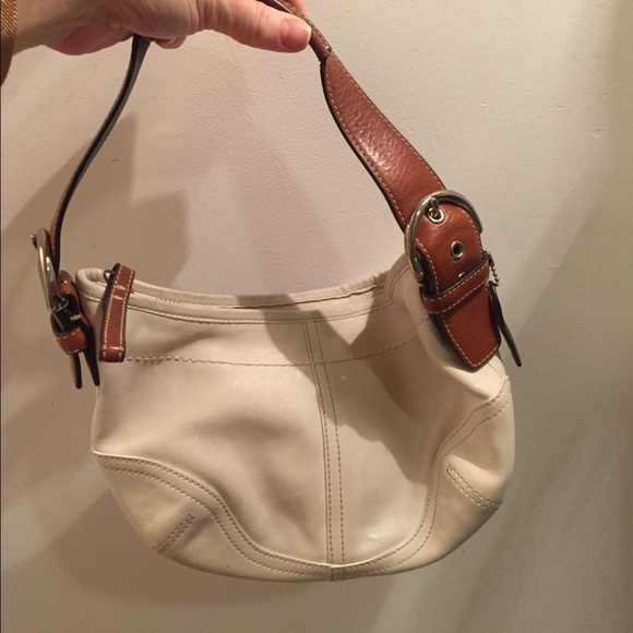 Authentic Coach white leather purse tan strap bag - Picture 5 of 5