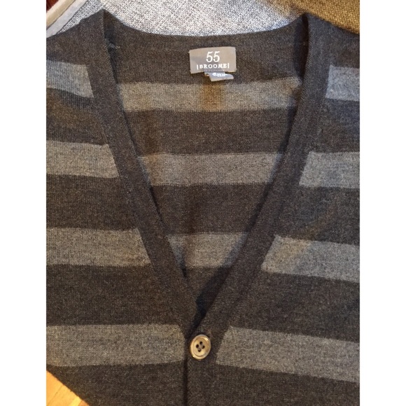 SOLD 100% Extra Fine Merino Wool Cardigan EUC - Picture 4 of 4