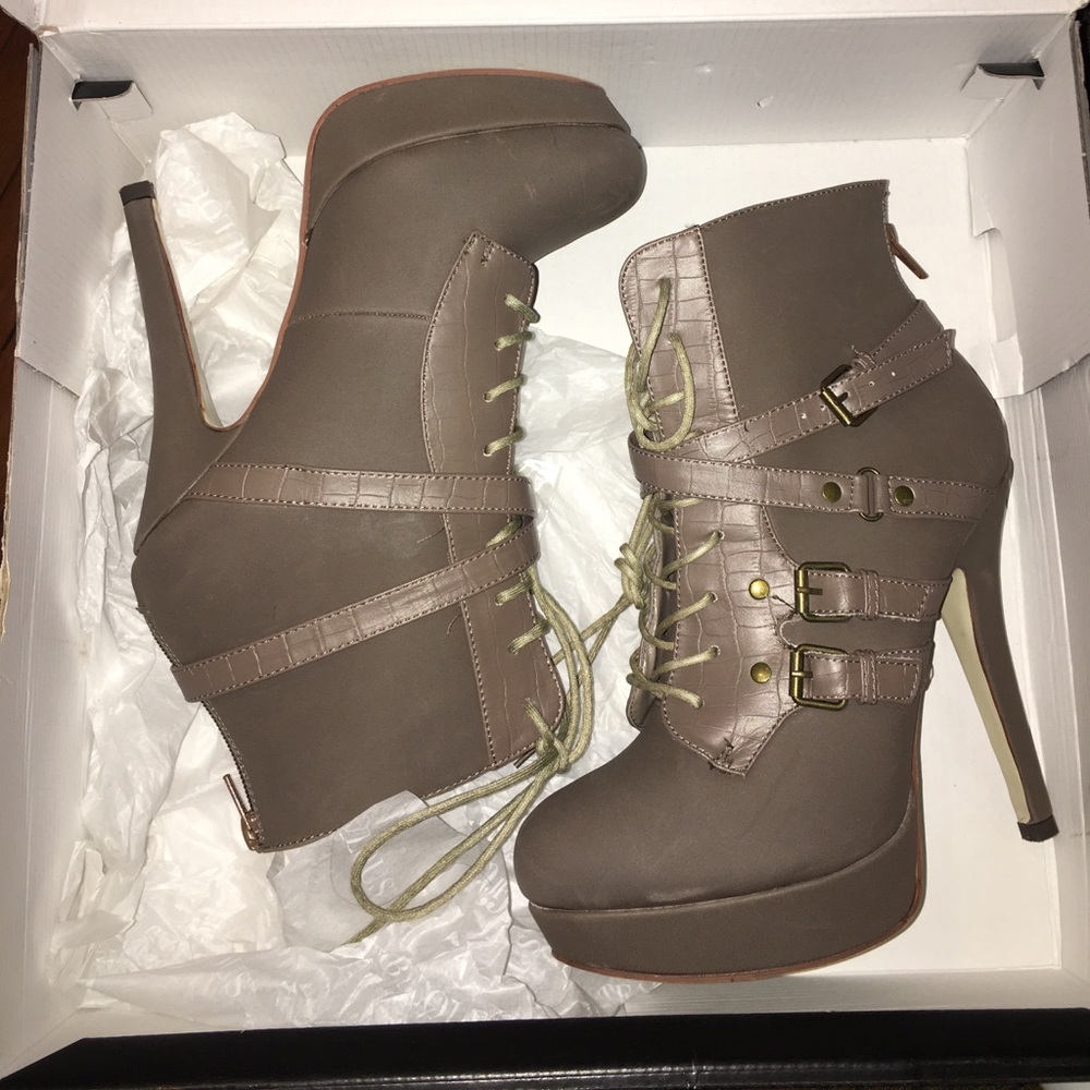 Flatform Booties - Picture 2 of 2
