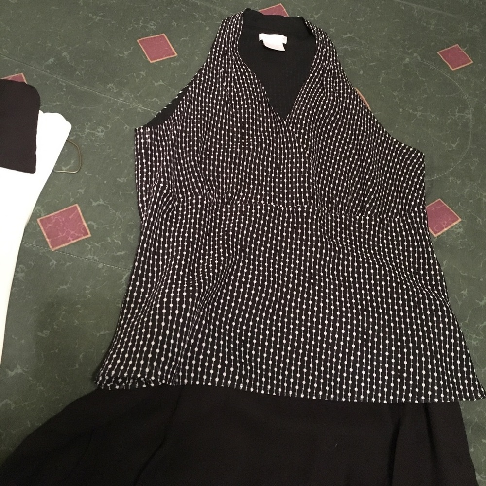 Size 6 Patterned top,
