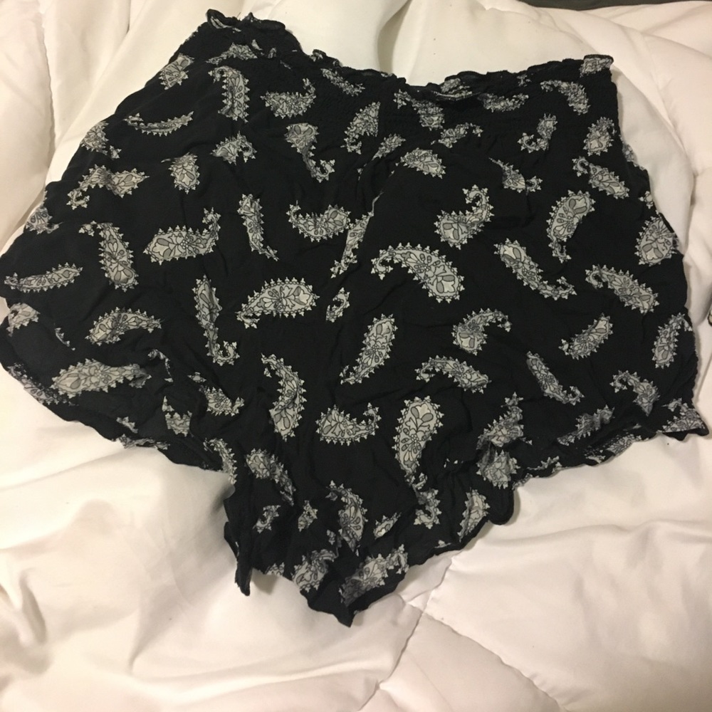 Brandy flowy shorts