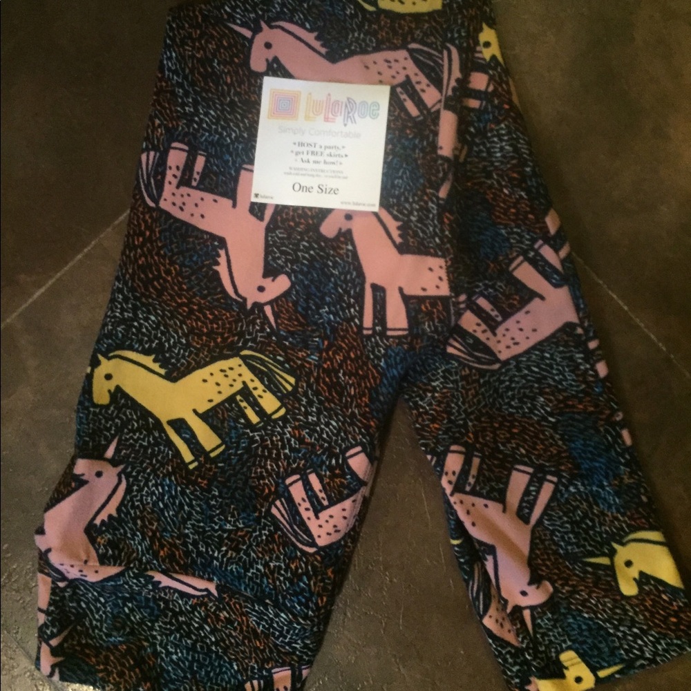 🦄 OS NWT LuLaRoe Actual Unicorn Leggings 🦄