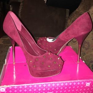 Burgundy & Gold Stilettos
