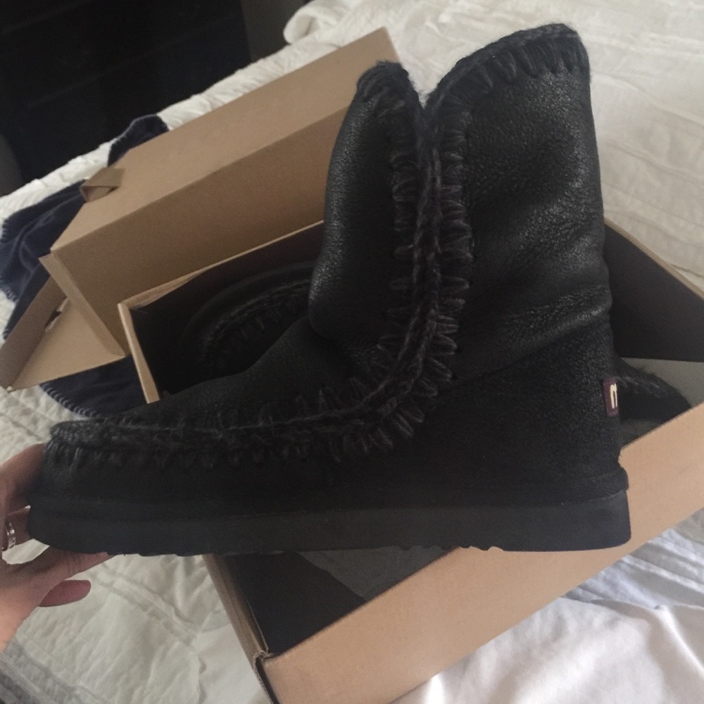 Mou Eskimo Shearling - Black suede boots