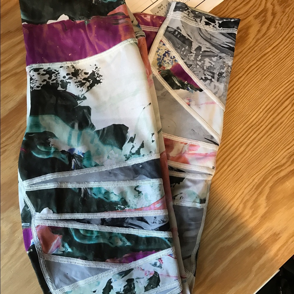 Size 6 lululemon rare print