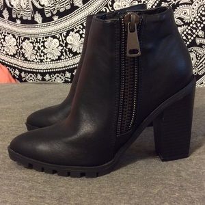 Black Heeled Boots