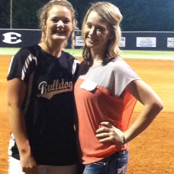 2tone  Top - Picture 2 of 4